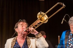 Dr. Mablues & the Detail Horns
