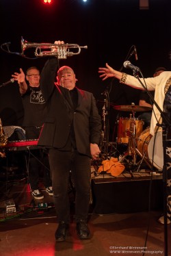 Dr. Mablues & the Detail Horns