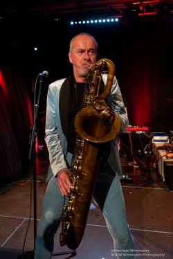 Dr. Mablues & the Detail Horns