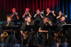 St. Charles North Stars Jazz Band  und AEG Big Band