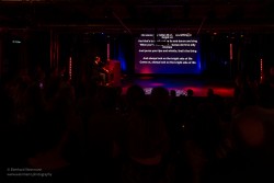 Bilder von Singen aus voller Kehle im Pavillon der IG Kultur, aufgenommen am 10.März 2025 von Eberhard Weinmann