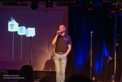 Luksan Wunder, aufgenommen von Eberhard Weinmann am 7.6.2025 im Pavillon der IG Kultur in Sindelfingen