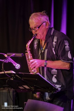 Bilder von der 55 fete de la musique im Pavillon der IG Kultur in Sindelfingen, aufgenommen von Eberhard Weinmann am 24.10.2025