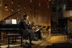 Die EllaLouis Tribute Band, aufgenommen von Eberhard Weinmann am 14.11.2025