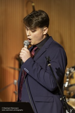 Die EllaLouis Tribute Band, aufgenommen von Eberhard Weinmann am 14.11.2025