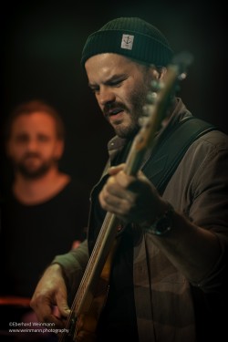 Fotos von der Steve Cathedral Group, aufgenommen von Eberhard Weinmann am 15.4.2026 im Pavillon der IG Kultur in Sindelfingen.