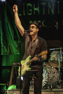 Fotos von den Lightning Crashes am 13.4.2026 im Pavillon der IG Kultur in Sindelfingen, aufgenommen von Eberhard Weinmann