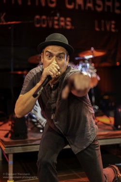 Fotos von den Lightning Crashes am 13.4.2026 im Pavillon der IG Kultur in Sindelfingen, aufgenommen von Eberhard Weinmann