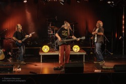 Bilder vom Auftritt  von Pulverdingen9 im Pavillon der IG Kultur in Sindelfingen, aufgenommen am 3.6.2026 von Eberhard Weinmann