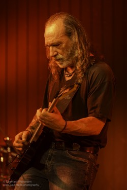 Bilder vom Auftritt  von Pulverdingen9 im Pavillon der IG Kultur in Sindelfingen, aufgenommen am 3.6.2026 von Eberhard Weinmann
