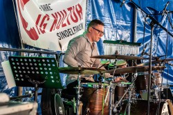 Barbara Dennerlein Trio Die Königin der Jazz-Orgel mit Fabiano Pereira git und Marcel Gustke dr