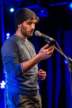 Poesie von und für Känäcks: Unsere Worte, Unsere Welt Ein Poetry Slam Abend 