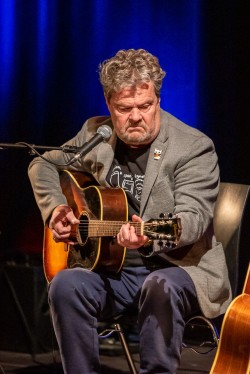 Sindelfinger Bluesfestival: Ignaz Netzer (Guit., Voc) + Thilo Fitzner (Piano, Voc)