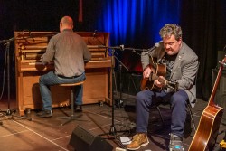 Sindelfinger Bluesfestival: Ignaz Netzer (Guit., Voc) + Thilo Fitzner (Piano, Voc)