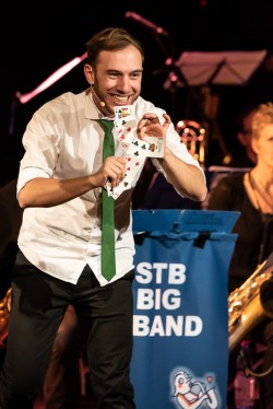 STB Big Band trifft Zauberkunst