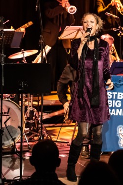 STB Big Band trifft Zauberkunst