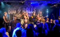 Big Balls; Die ACDC-Party