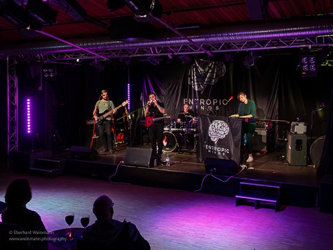 Die Entropic Minds im Pavillon der IG Kultur in Sindelfingen, am 8.3.2025 aufgenommen von Eberhard Weinmann