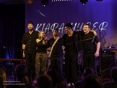 Kiara Huber & Band feat. Soulchor Tübingen